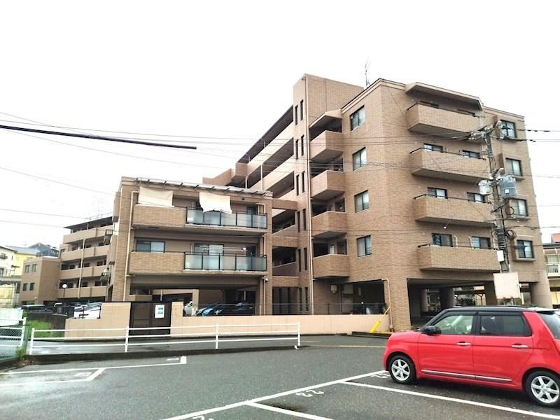 4LDK apartment in Kokuraminami Ward, Kitakyushu, Fukuoka - Photo 1