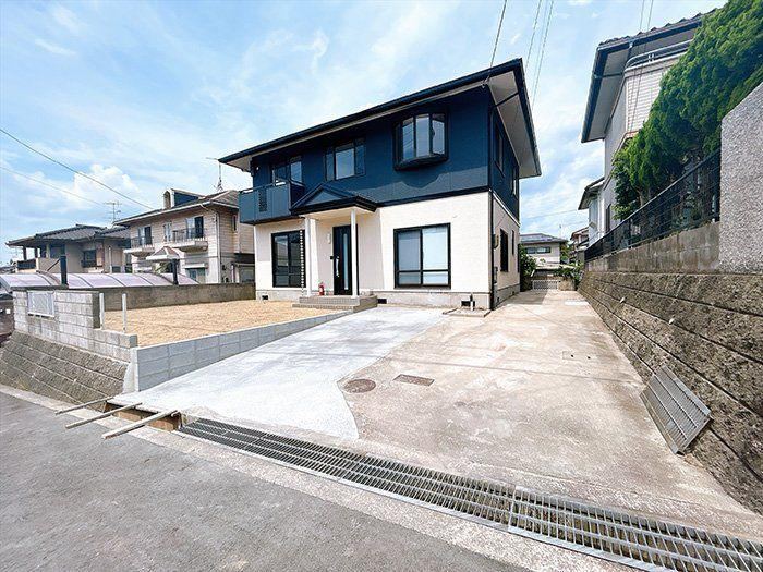 5LDK+S house in Fukuyama, Hiroshima - Photo 1