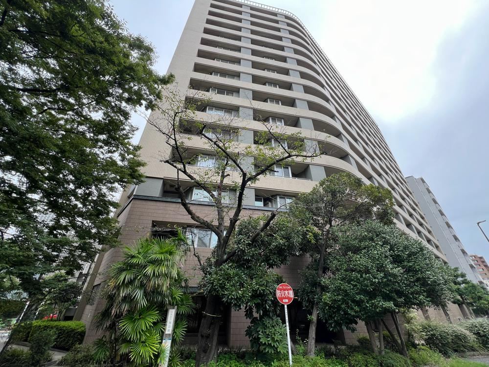 2LDK apartment in Chuo Ward, Tokyo - Photo 1