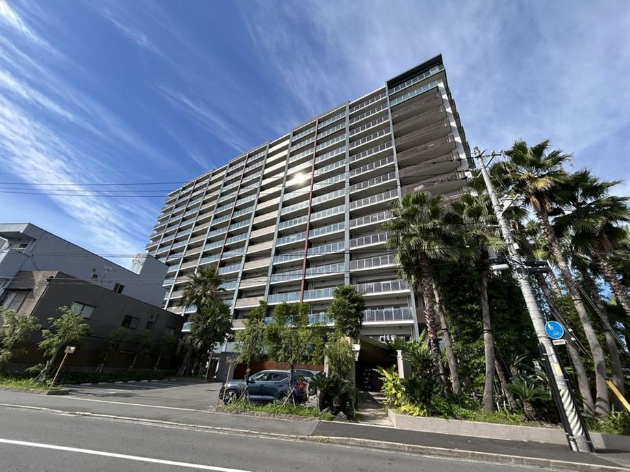 3LDK apartment in Minami Ward, Hiroshima - Photo 1