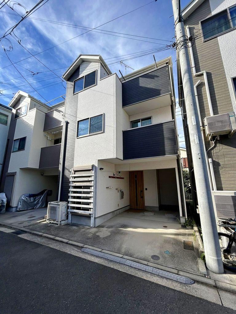 3LDK house in Kohoku Ward, Yokohama, Kanagawa - Photo 1