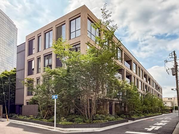 2LDK apartment in Meguro Ward, Tokyo - Photo 1