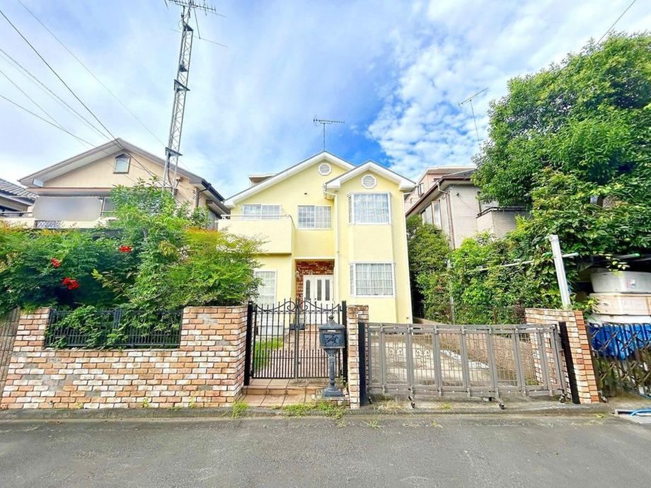 4LDK house in Akishima, Tokyo - Photo 1