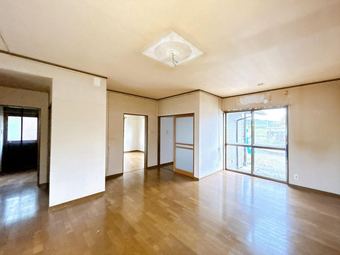 3LDK house in Nakaniikawa District