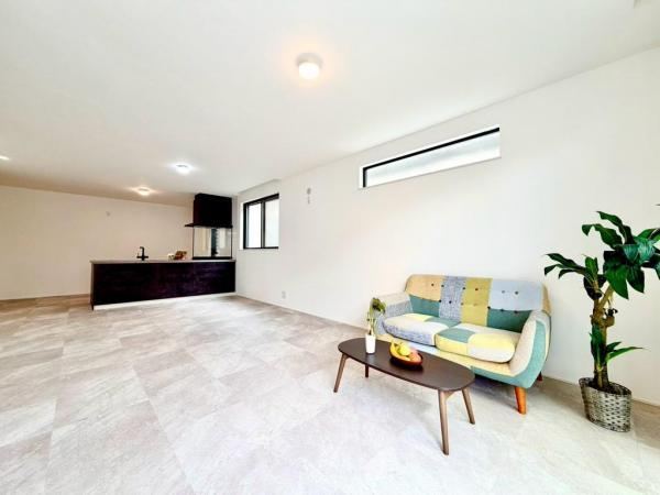 4LDK house in Nada Ward, Kobe, Hyogo - Photo 1