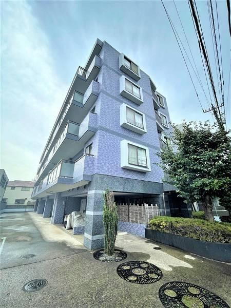 3LDK apartment in Suginami Ward, Tokyo - Photo 1