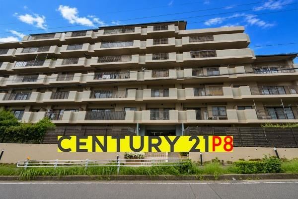 4LDK apartment in Nisshin, Aichi - Photo 1