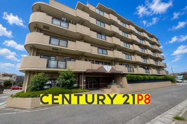 3LDK apartment in Toyota, Aichi - Photo 1
