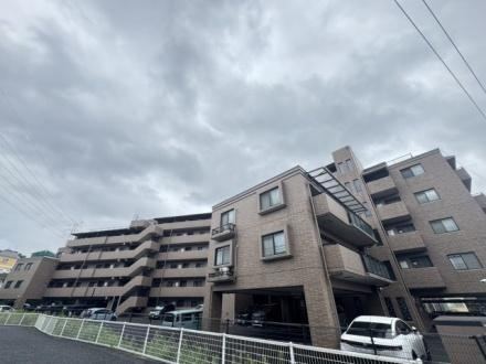4LDK apartment in Kokuraminami Ward, Kitakyushu, Fukuoka - Photo 1