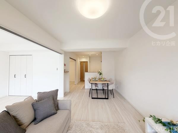 3LDK apartment in Higashiyamato, Tokyo - Photo 1