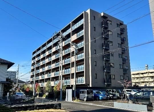 3LDK apartment in Gifu, Gifu - Photo 1
