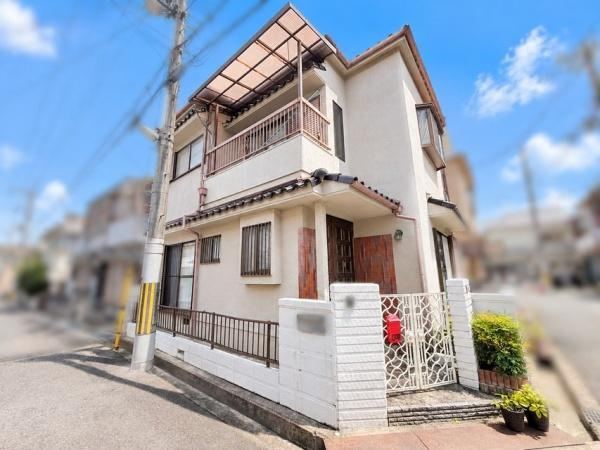 4LDK house in Tondabayashi, Osaka - Photo 1