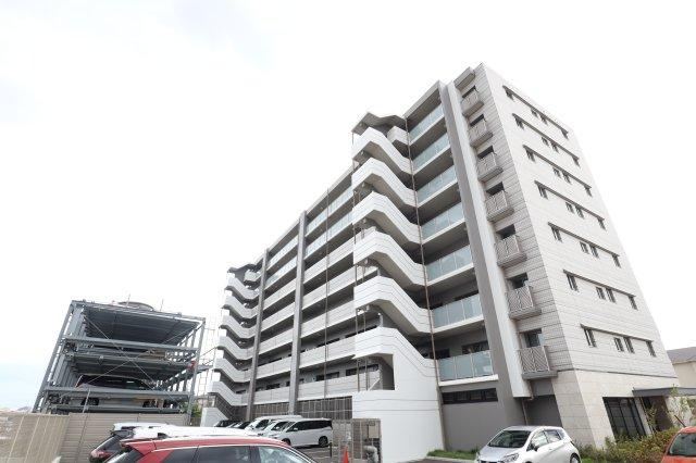 3LDK apartment in Akashi, Hyogo - Photo 1