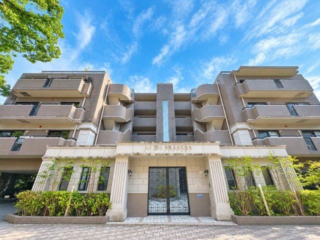 2LDK apartment in Chuo Ward, Fukuoka - Photo 1