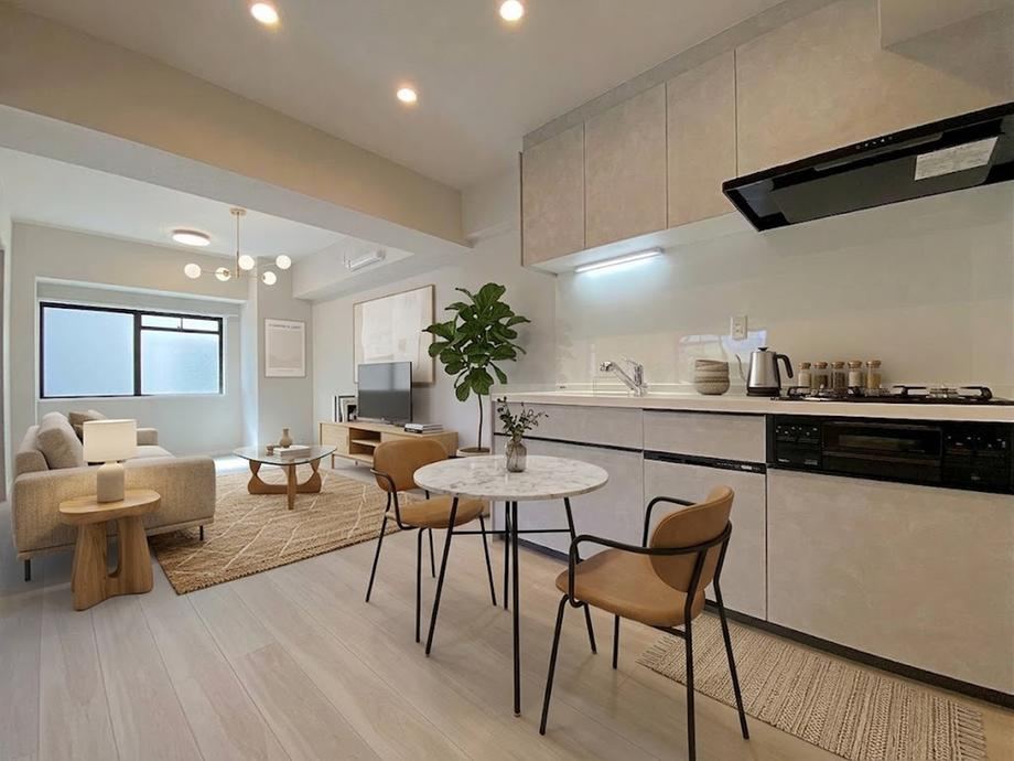 3LDK apartment in Kasukabe, Saitama - Photo 1