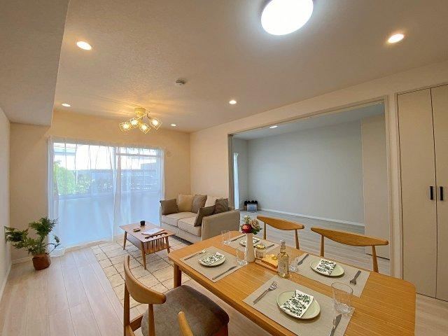 3LDK apartment in Kasukabe, Saitama - Photo 1