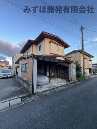 6DK house in Sagae