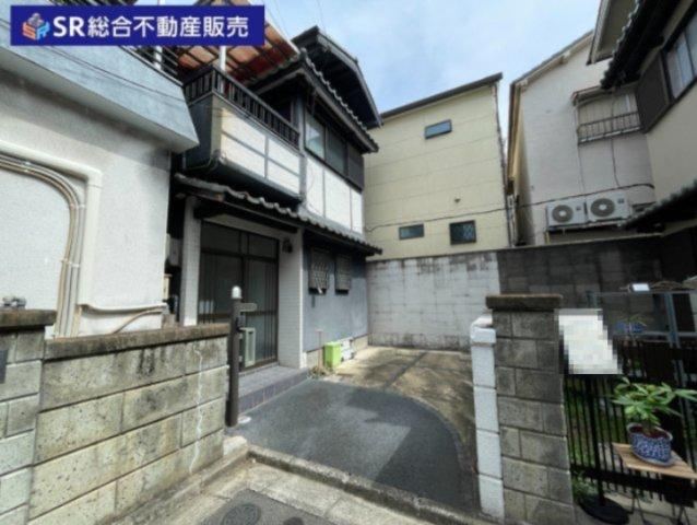 3LDK house in Higashiosaka, Osaka - Photo 1