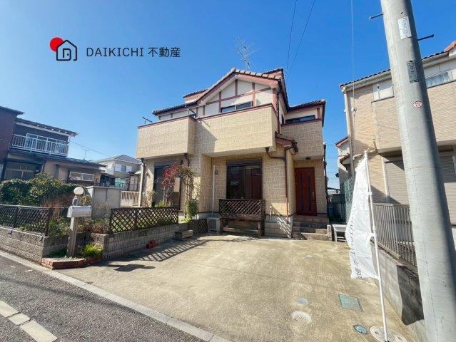4LDK house in Kazo, Saitama - Photo 1