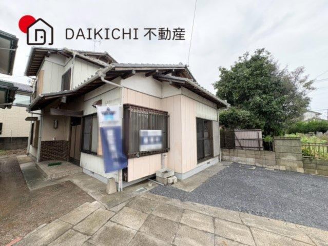 3LDK house in Kazo, Saitama - Photo 1