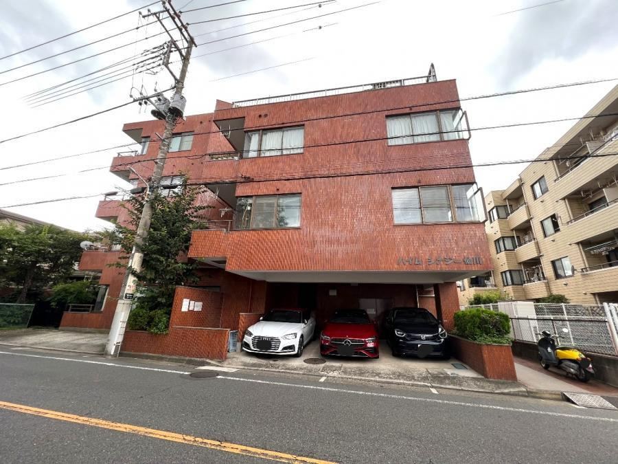 2LDK apartment in Chofu, Tokyo - Photo 1