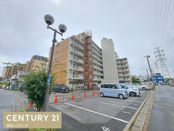 3LDK apartment in Ichikawa, Chiba - Photo 1