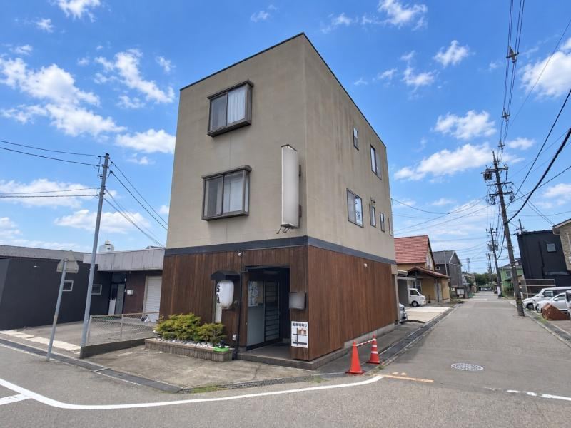 3LDK house in Kanazawa, Ishikawa - Photo 1