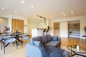 3LDK+S apartment in Seto