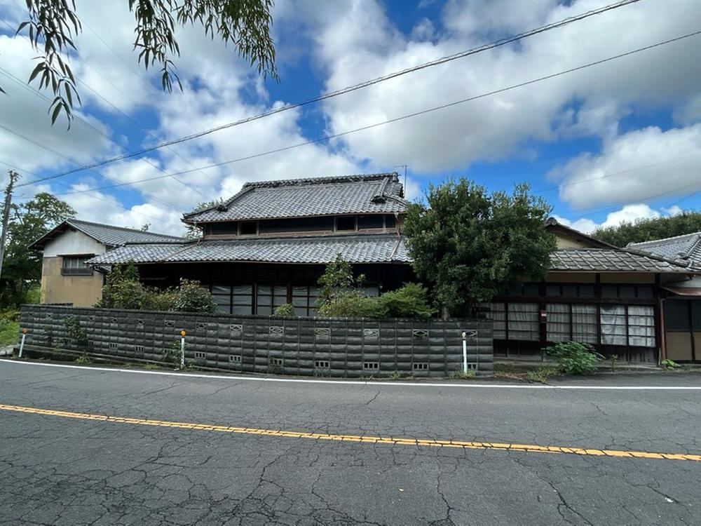 5LDK+S house in Ayagawa, Ayauta District, Kagawa - Photo 1