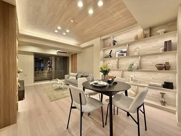 2LDK apartment in Meguro Ward, Tokyo - Photo 1