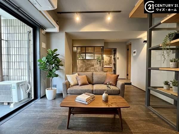 1LDK apartment in Shibuya Ward, Tokyo - Photo 1