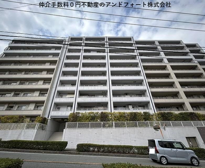 4LDK apartment in Nakagawa, Fukuoka - Photo 1