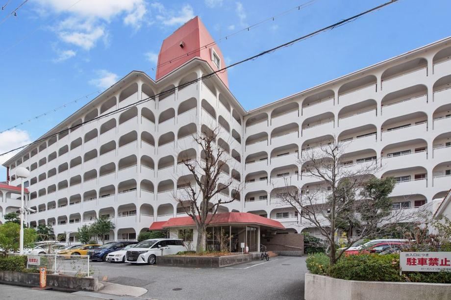 2LDK+S apartment in Nishinomiya, Hyogo - Photo 1