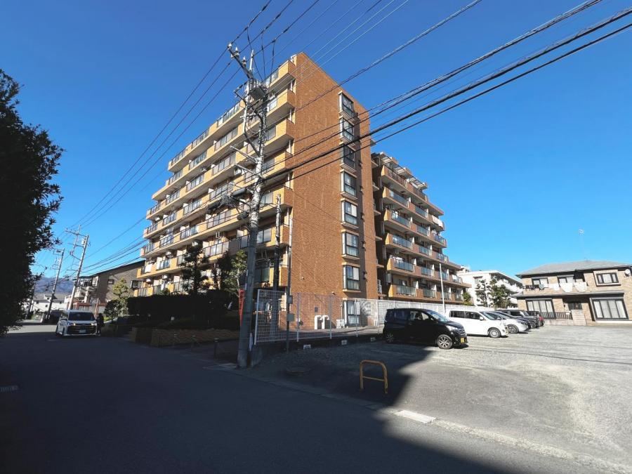 3LDK apartment in Atsugi, Kanagawa - Photo 1