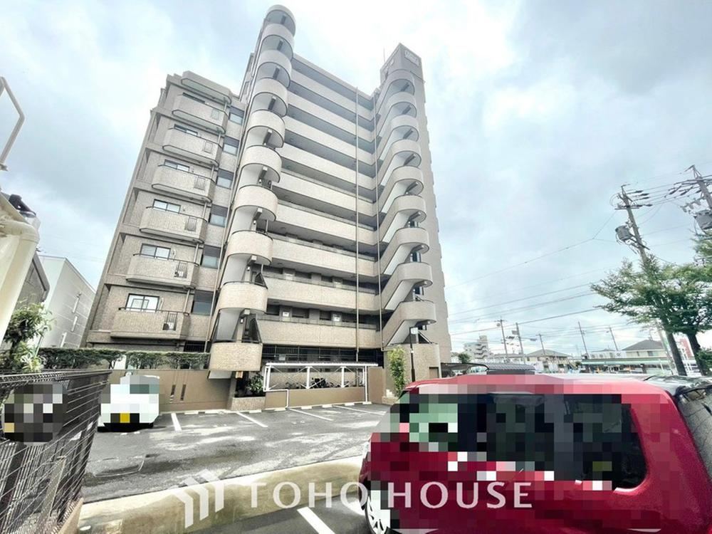 3LDK apartment in Minato Ward, Nagoya, Aichi - Photo 1