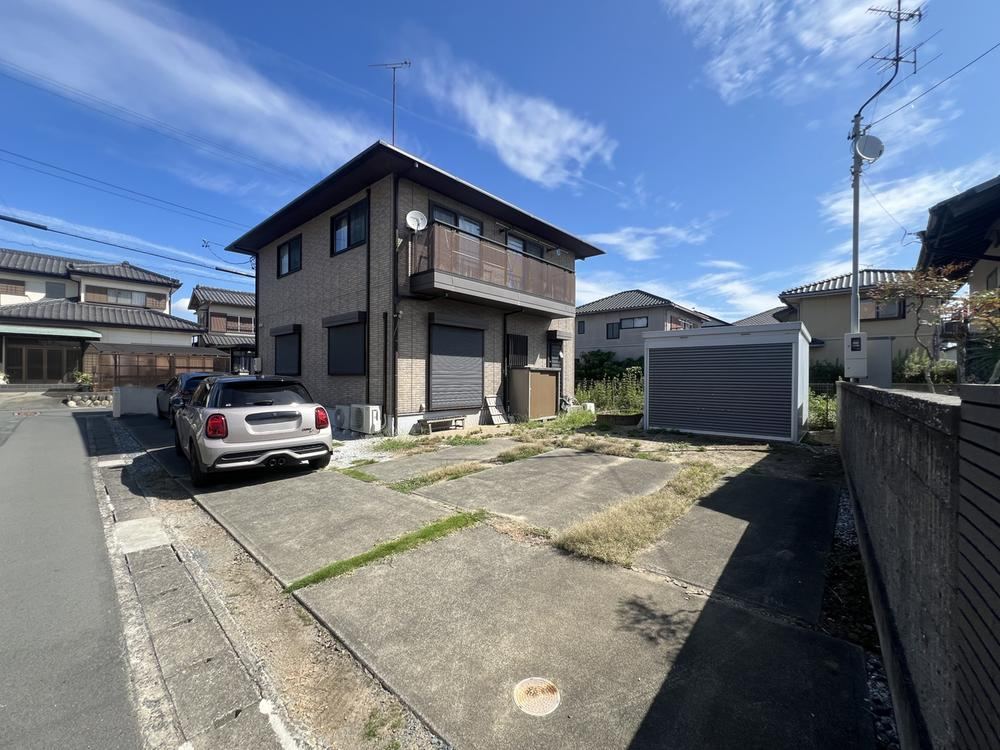 4LDK+S house in Iwata, Shizuoka - Photo 1