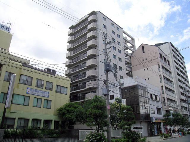 3LDK+S apartment in Itami, Hyogo - Photo 1