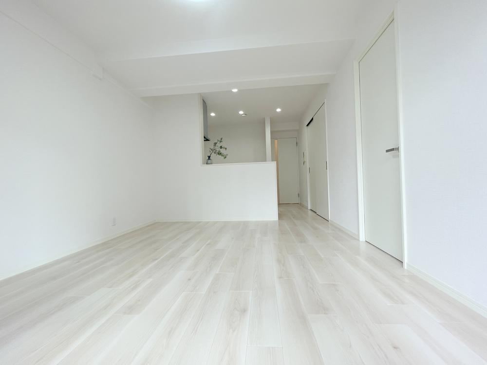 3LDK apartment in Nishiyodogawa Ward, Osaka - Photo 1