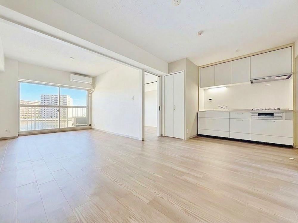 3LDK apartment in Koto Ward, Tokyo - Photo 1