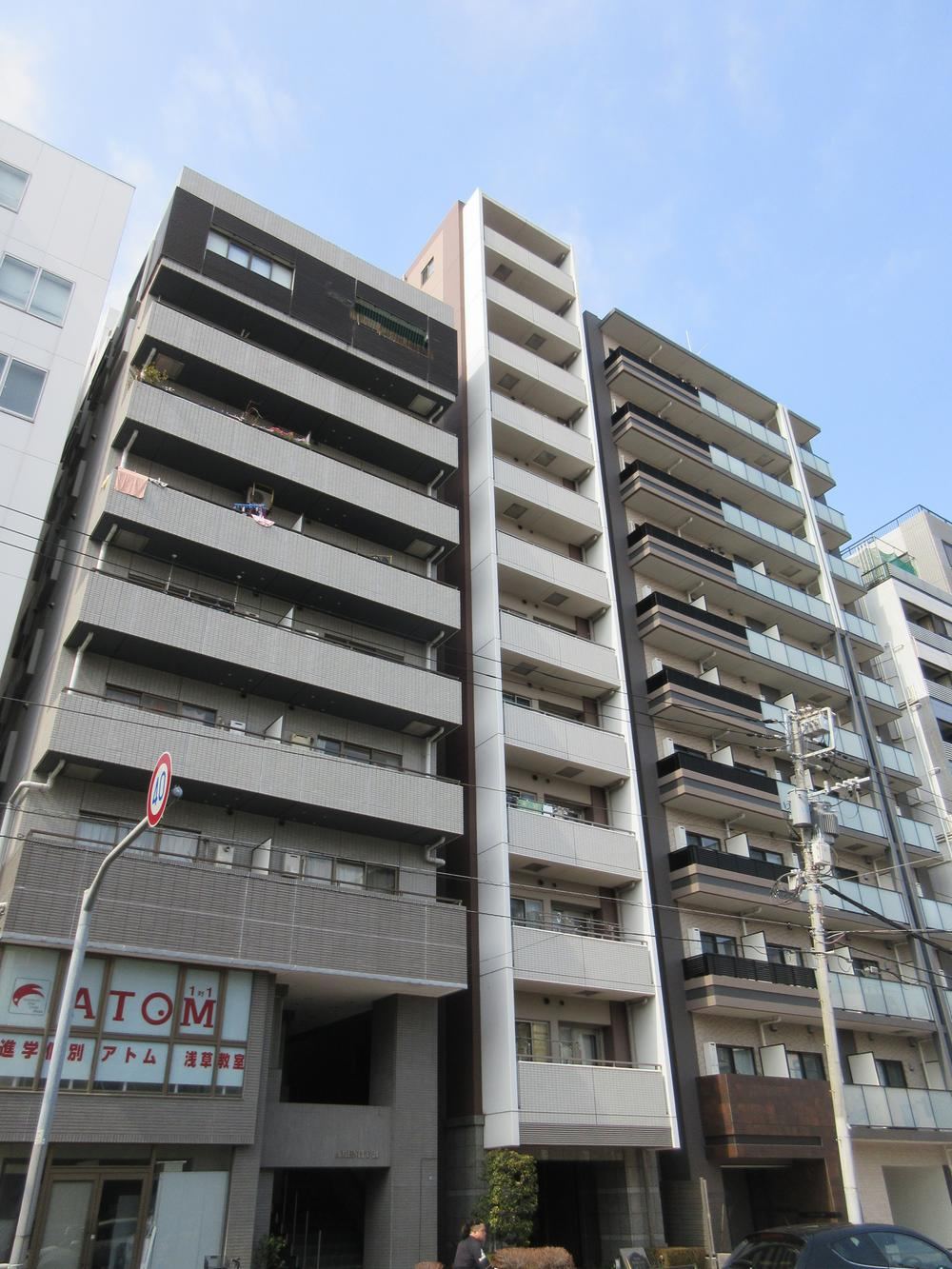 2LDK apartment in Taito Ward, Tokyo - Photo 1