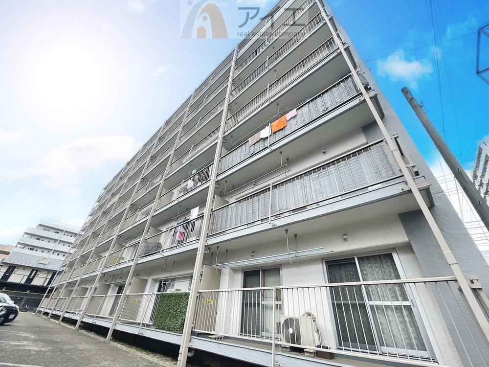 2LDK apartment in Matsudo, Chiba - Photo 1