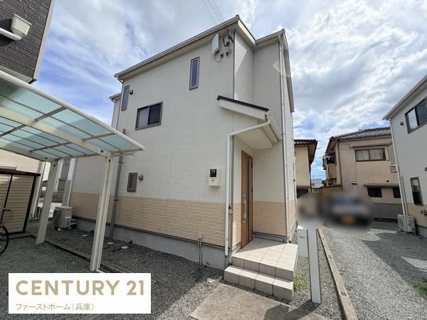 4LDK house in Tatsuno, Hyogo - Photo 1
