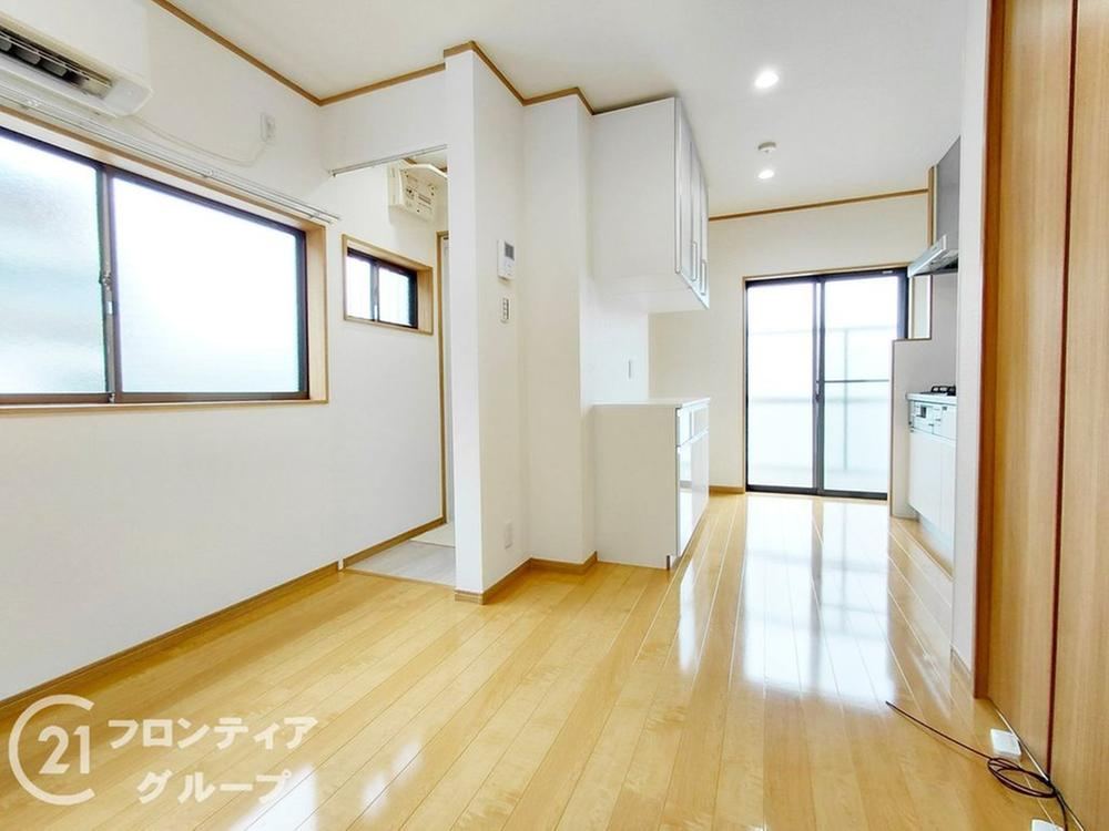 2LDK house in Katano, Osaka - Photo 1