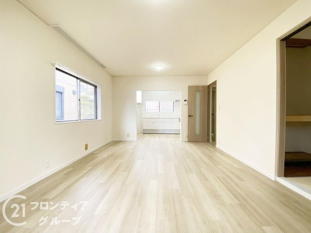 4LDK house in Mihara Ward, Sakai, Osaka - Photo 1