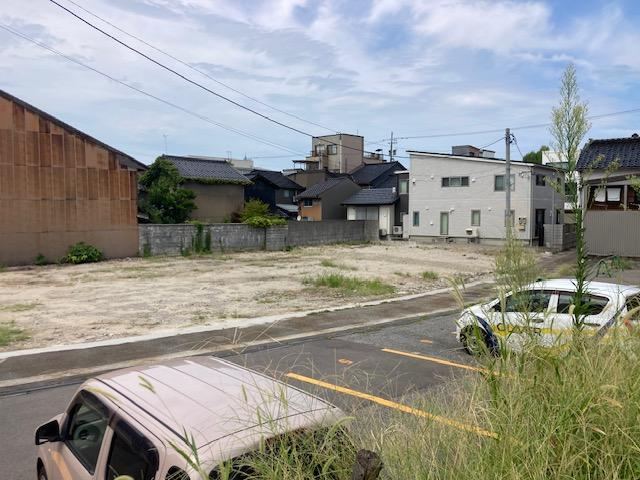 256 m² land in Takaoka, Toyama - Photo 1