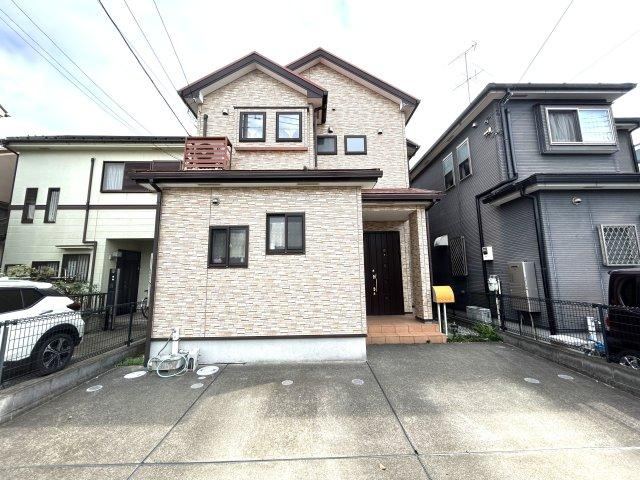 4LDK house in Sakado, Saitama - Photo 1