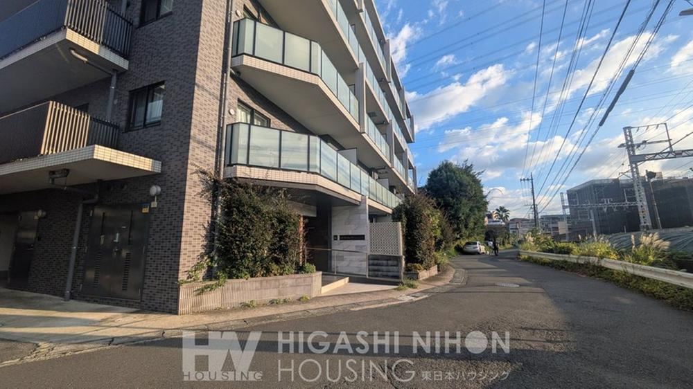 2LDK+S apartment in Asao Ward, Kawasaki, Kanagawa - Photo 1