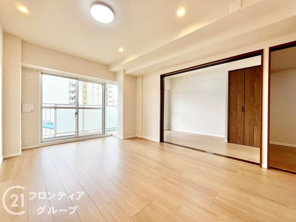 3LDK apartment in Nishiyodogawa Ward, Osaka - Photo 1