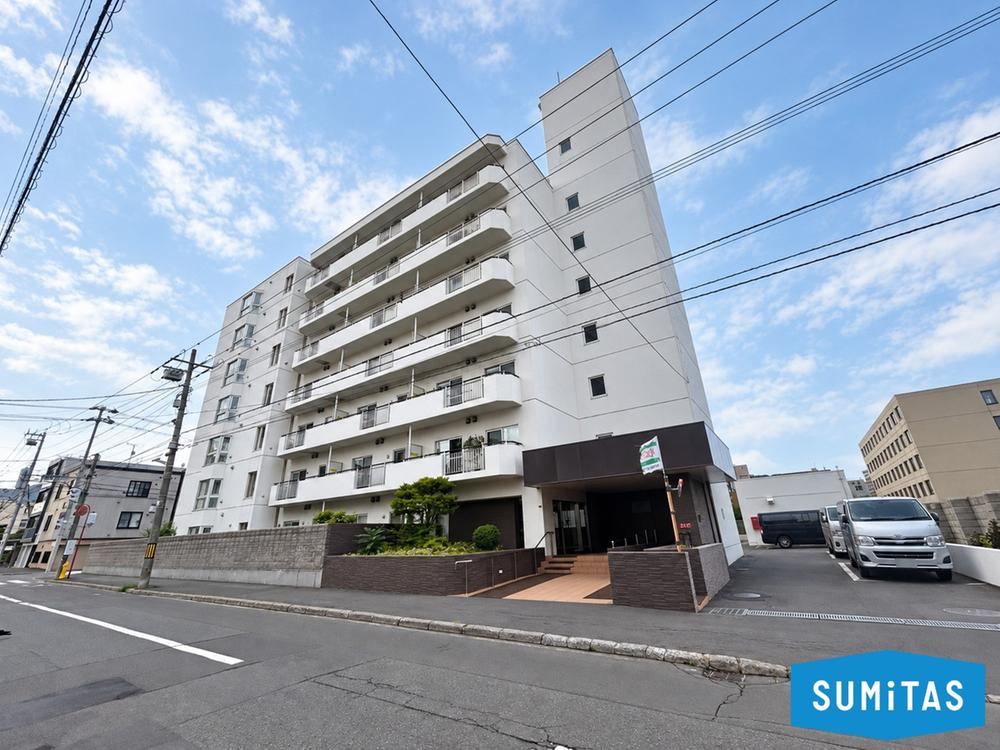 2LDK apartment in Chuo Ward, Sapporo, Hokkaido - Photo 1