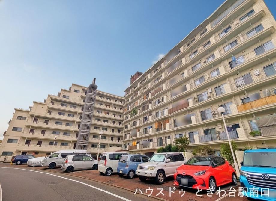 2LDK apartment in Itabashi Ward, Tokyo - Photo 1